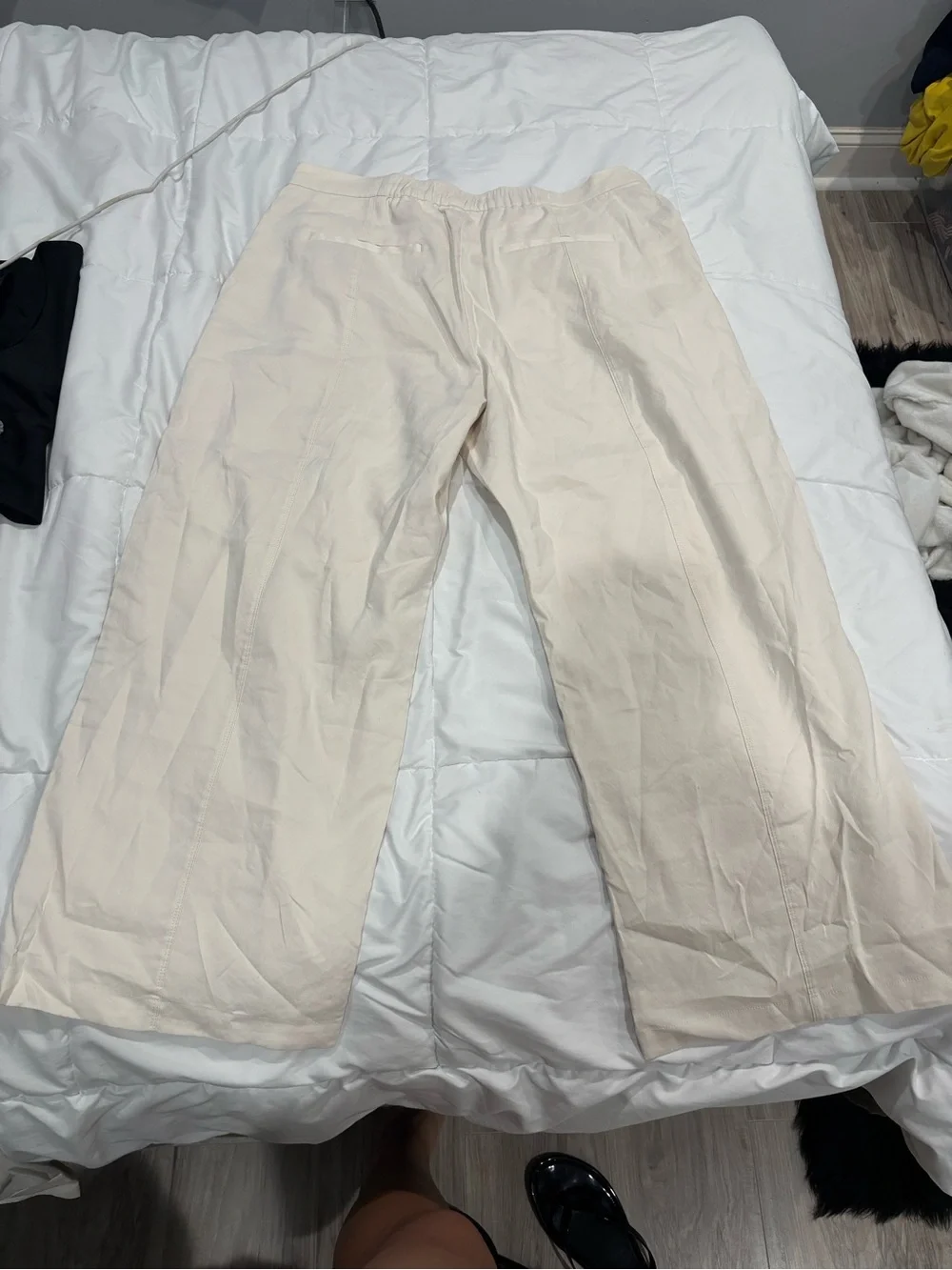NWT Light Cream Wide-Leg Linen Blend Pants- Banana Republic